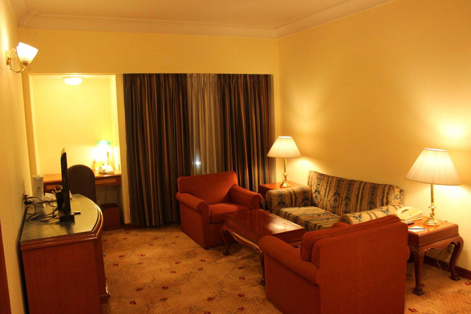 Hotel Sagar Plaza City Centre Pune Dış mekan fotoğraf