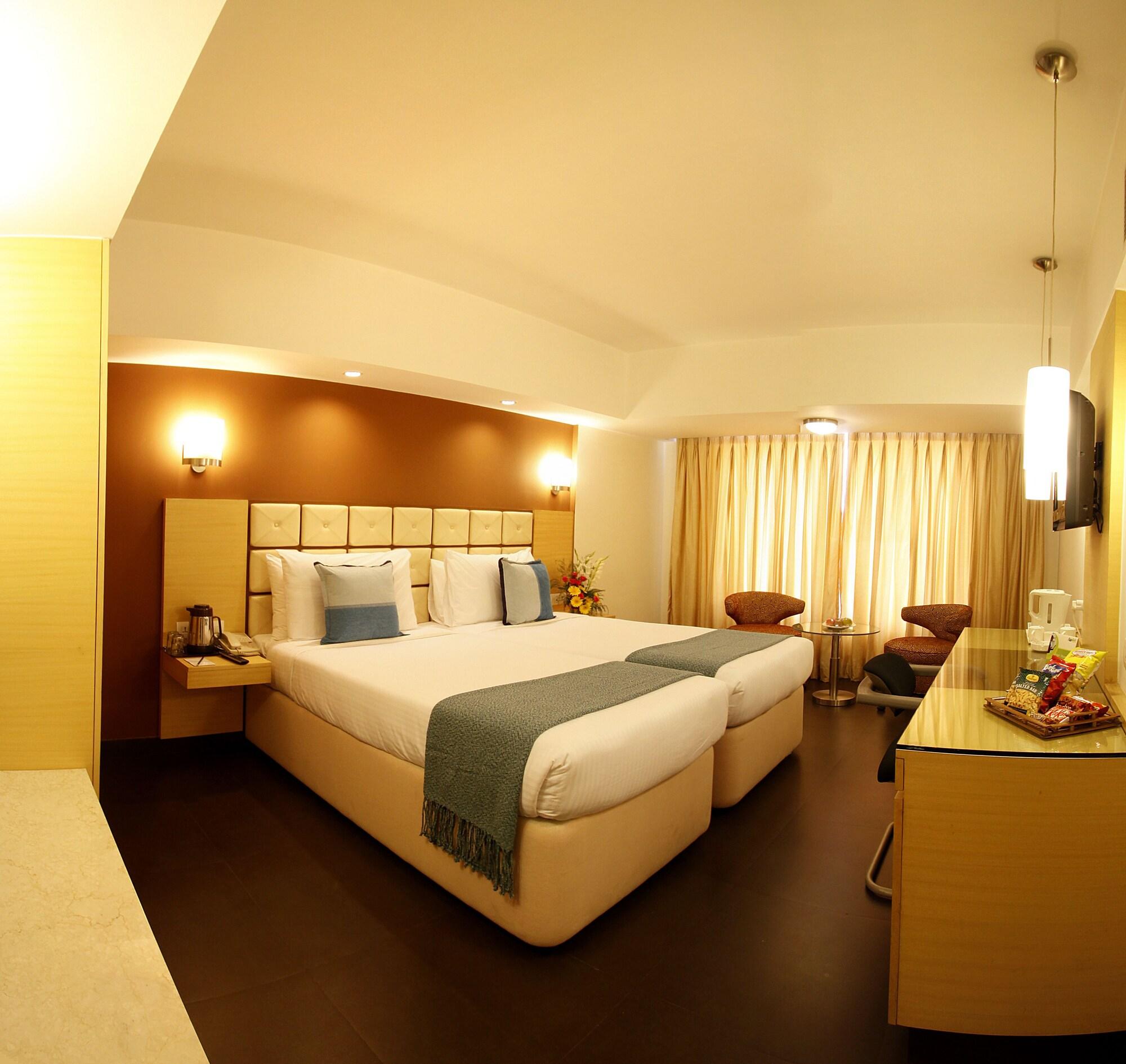 Hotel Sagar Plaza City Centre Pune Dış mekan fotoğraf