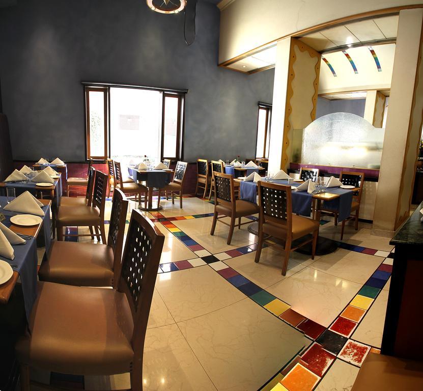 Hotel Sagar Plaza City Centre Pune Dış mekan fotoğraf