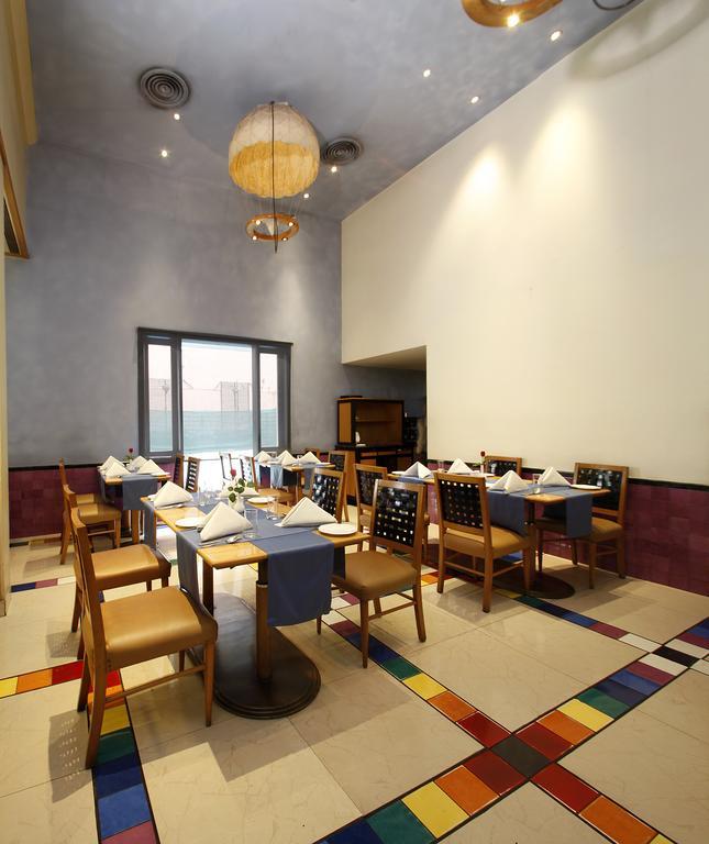 Hotel Sagar Plaza City Centre Pune Dış mekan fotoğraf