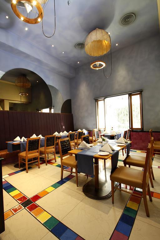 Hotel Sagar Plaza City Centre Pune Dış mekan fotoğraf