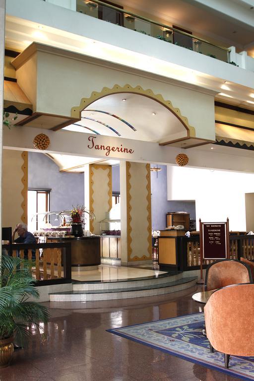 Hotel Sagar Plaza City Centre Pune Dış mekan fotoğraf
