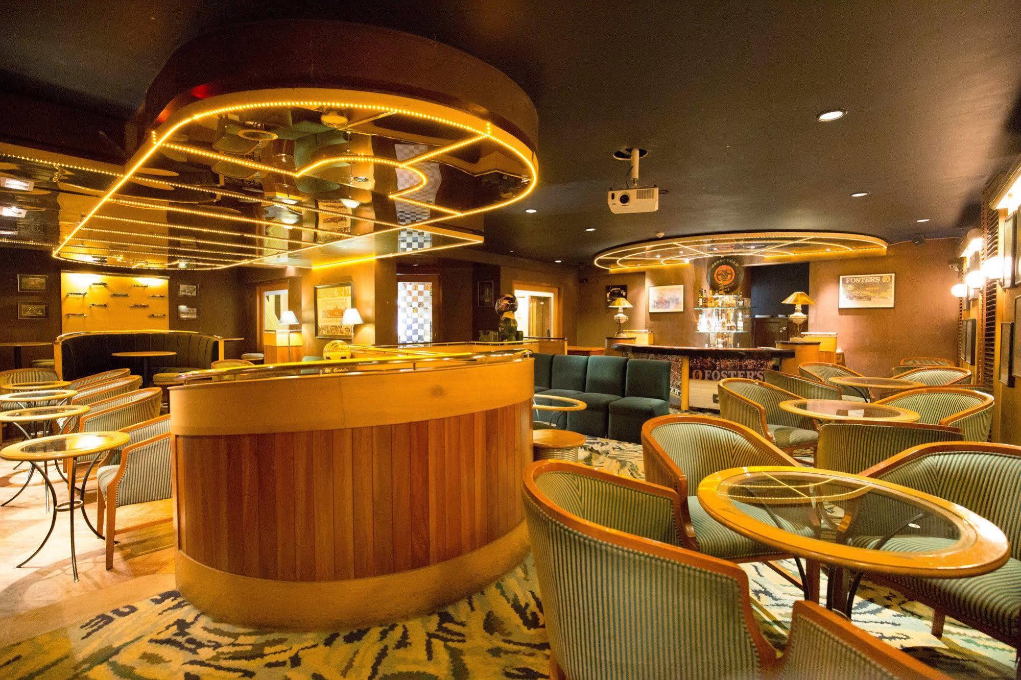 Hotel Sagar Plaza City Centre Pune Dış mekan fotoğraf